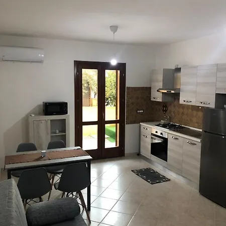 Apartment Casa Vacanze Al Parco *